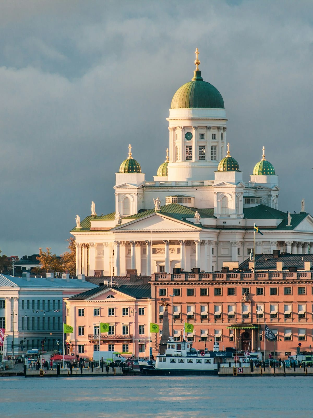 Essence of Finland — Private Package 8-day tour: Helsinki, Rovaniemi, the glass igloo under the Northern Lights, huskies, and the Finnish sauna.