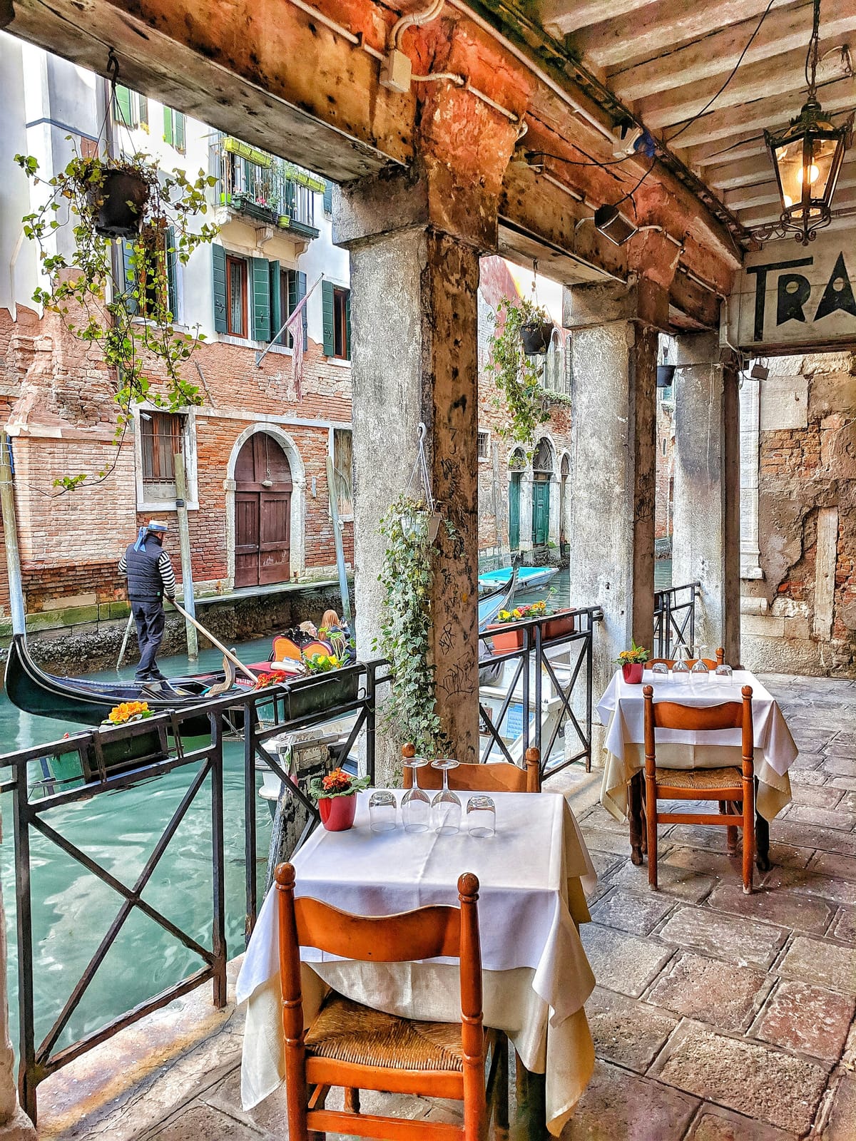 North of Italy — Private Package 9-day tour: Milan, Lake Como, Venice & Florence